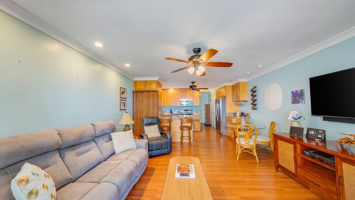 Ualapue Apartment | Ocean-view condo with private balcony, washer/dryer, & shared pool/tennis courts