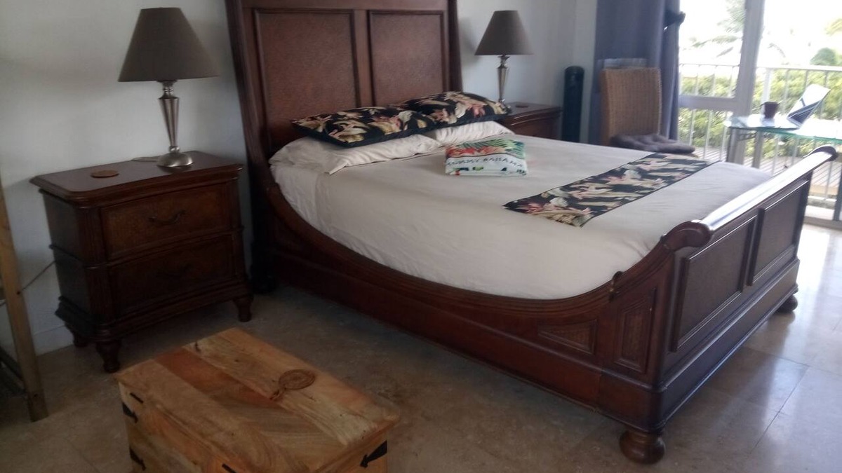 Diamond Head - Kapahulu - St. Louis Condo | OCEAN VIEW ~OCEAN FRONT ~GOLD COAST