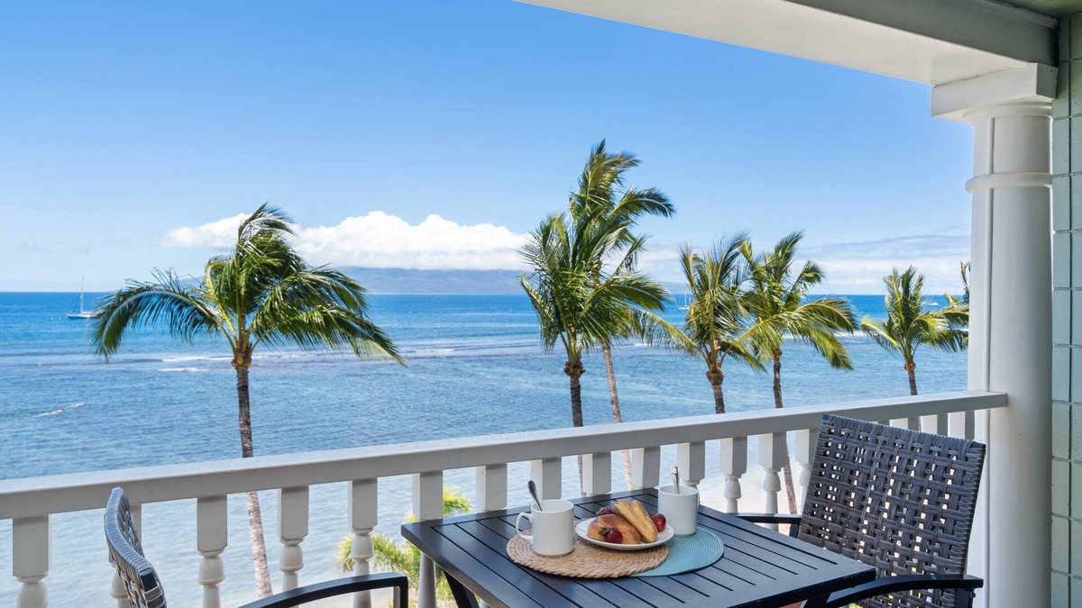 Historic Lahaina Front Street House | Ocean view studio in vibrant West Maui for 2.-Lahaina Shores 511