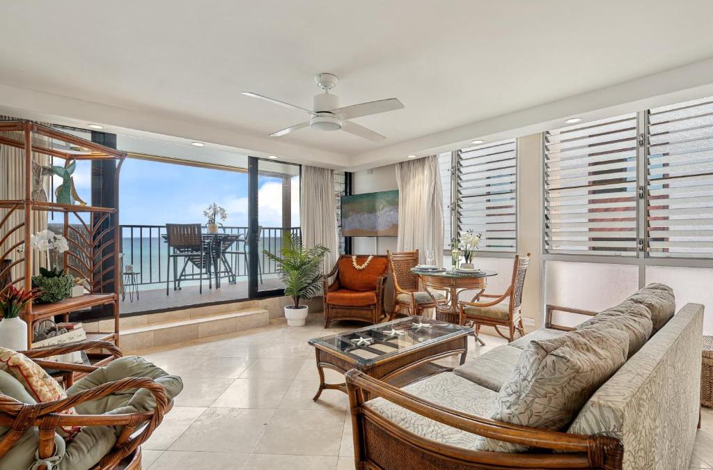 Honokowai House | Oceanfront 1BD with Unobstructed Ocean, Lanai & Island Views -Kaleialoha 415