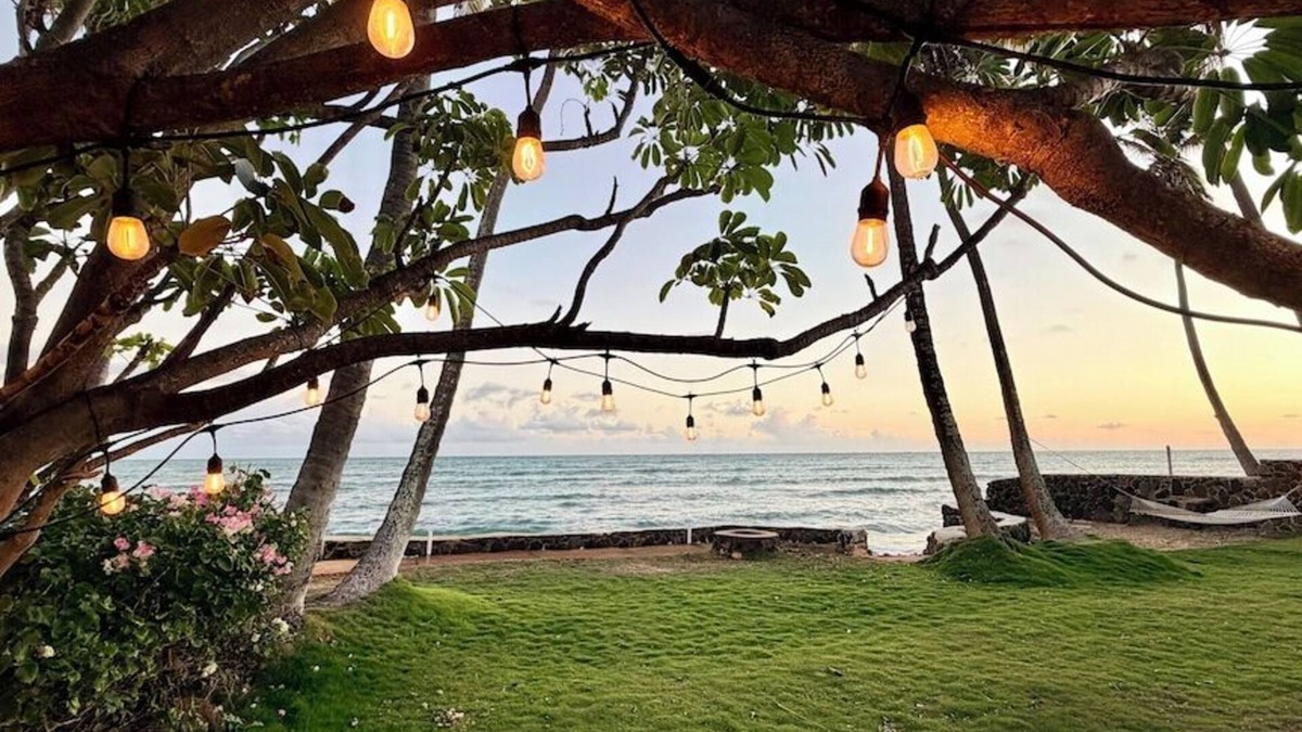 Ewa House | Oceanfront 2BR/2BA Home · 2 Kings, Fast WiFi, AC, BBQ & Fire Pit