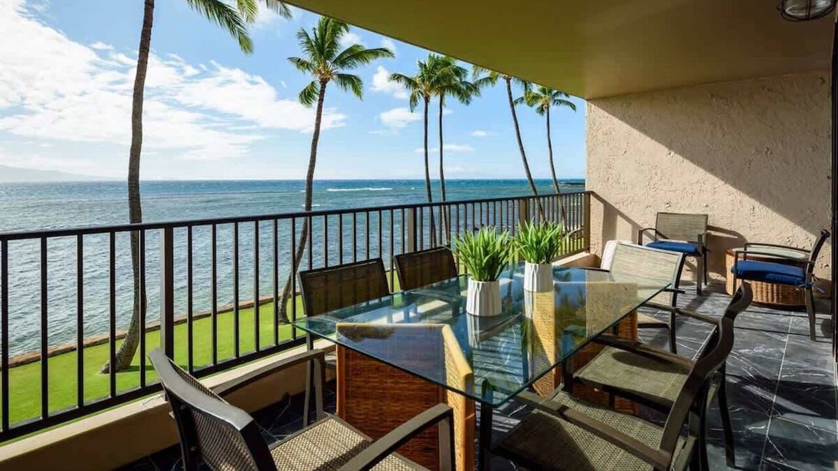 Maalaea Condo | Oceanfront Corner 3BR · Maui Turtle & Whale views