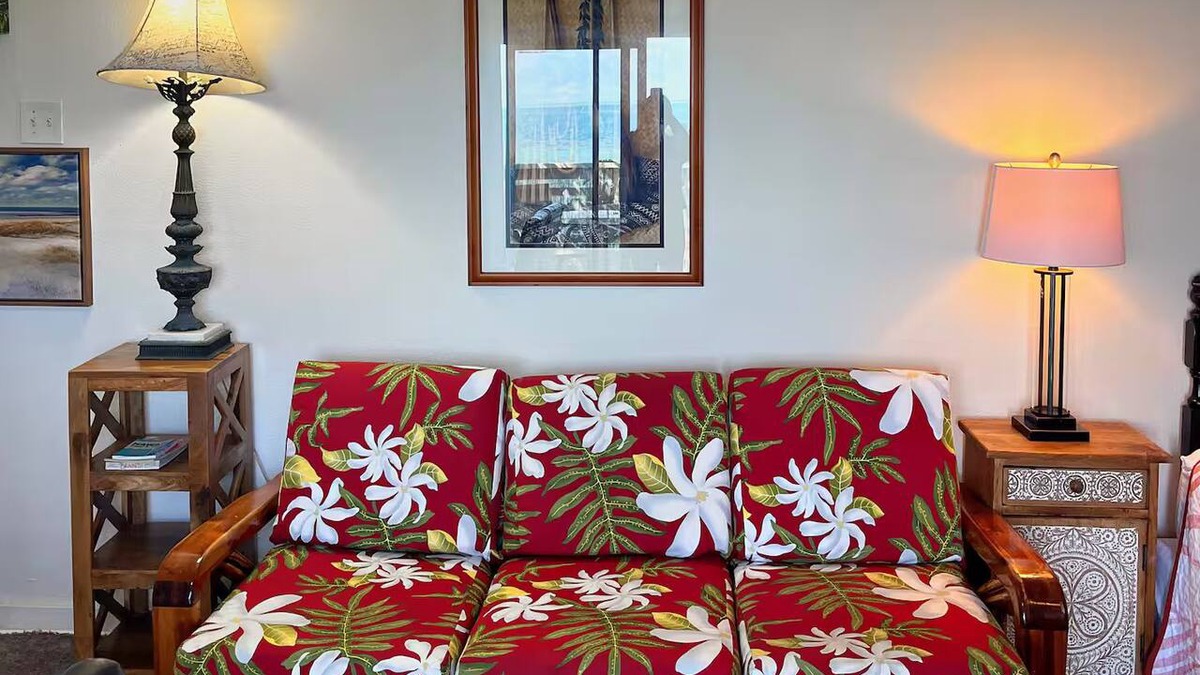 Kaneohe Apartment | Oceanfront Escape - Private Pier & Paddleboards