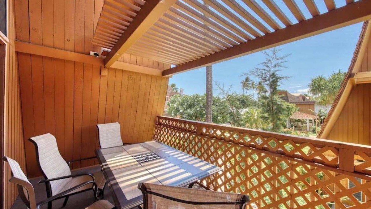 Kaunakakai Apartment | Oceanfront Hotel Molokai 201 Studio Near Kaunakakai | Pool/Beach Access, Hammock