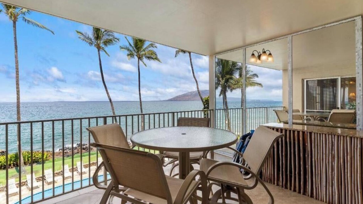 Kihei Condo | Oceanfront Oasis with Captivating Views: Royal Mauian 317 - Make Memories !