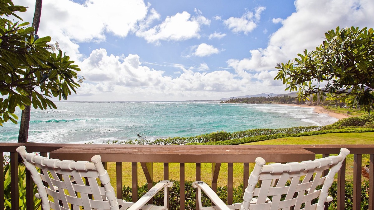 Wailua House Lots Condo | Oceanfront on Kauai starting at $140/night!