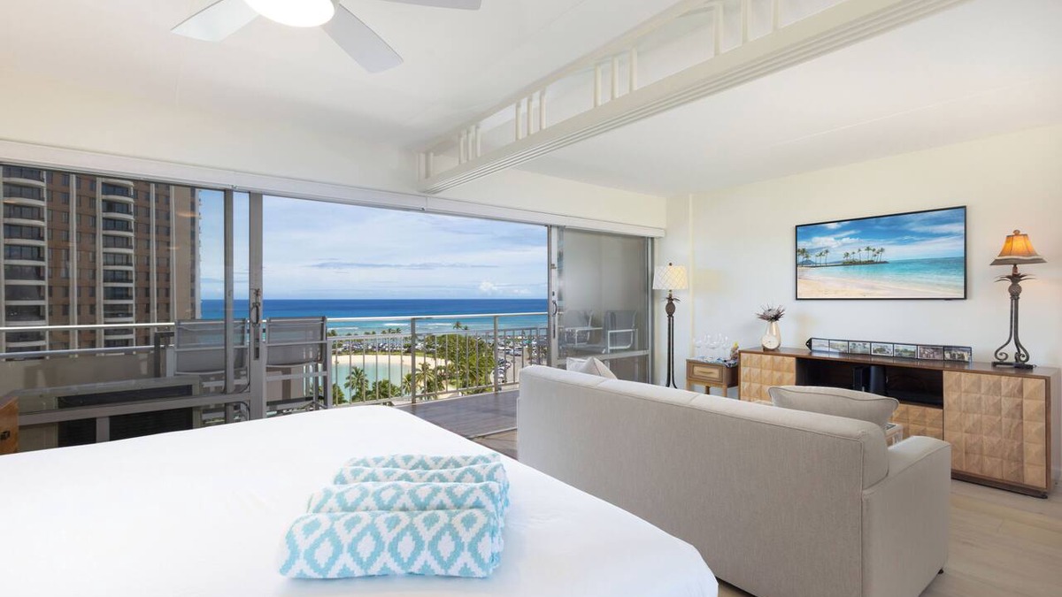 Waikiki Condo | Oceanfront Retreat at the Ilikai! Your island escape await!