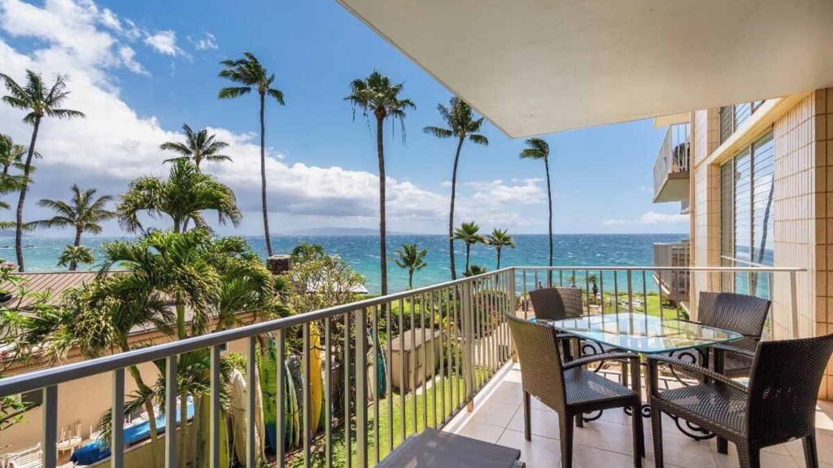 Kihei Condo | Oceanview Oasis Walk to Shops & Dining: Kamaole Nalu #303 Convenience & Charm!