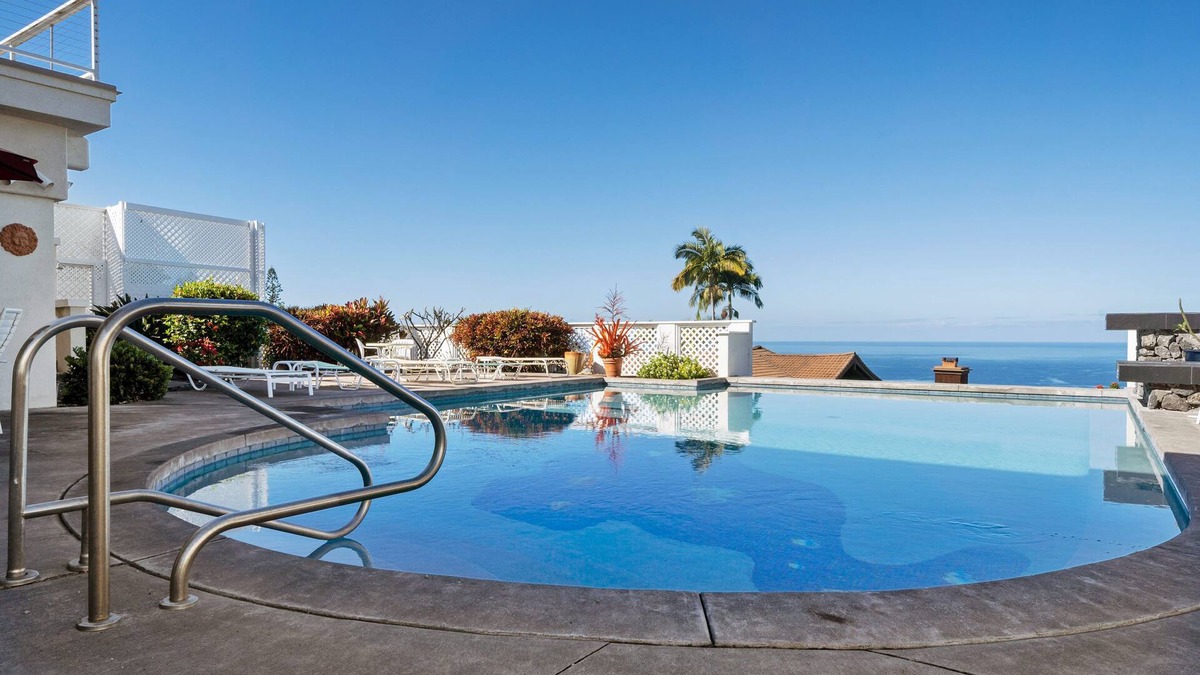 Kailua-Kona House | Outrigger Paradise Hale Wa a Pale | Private Pool!