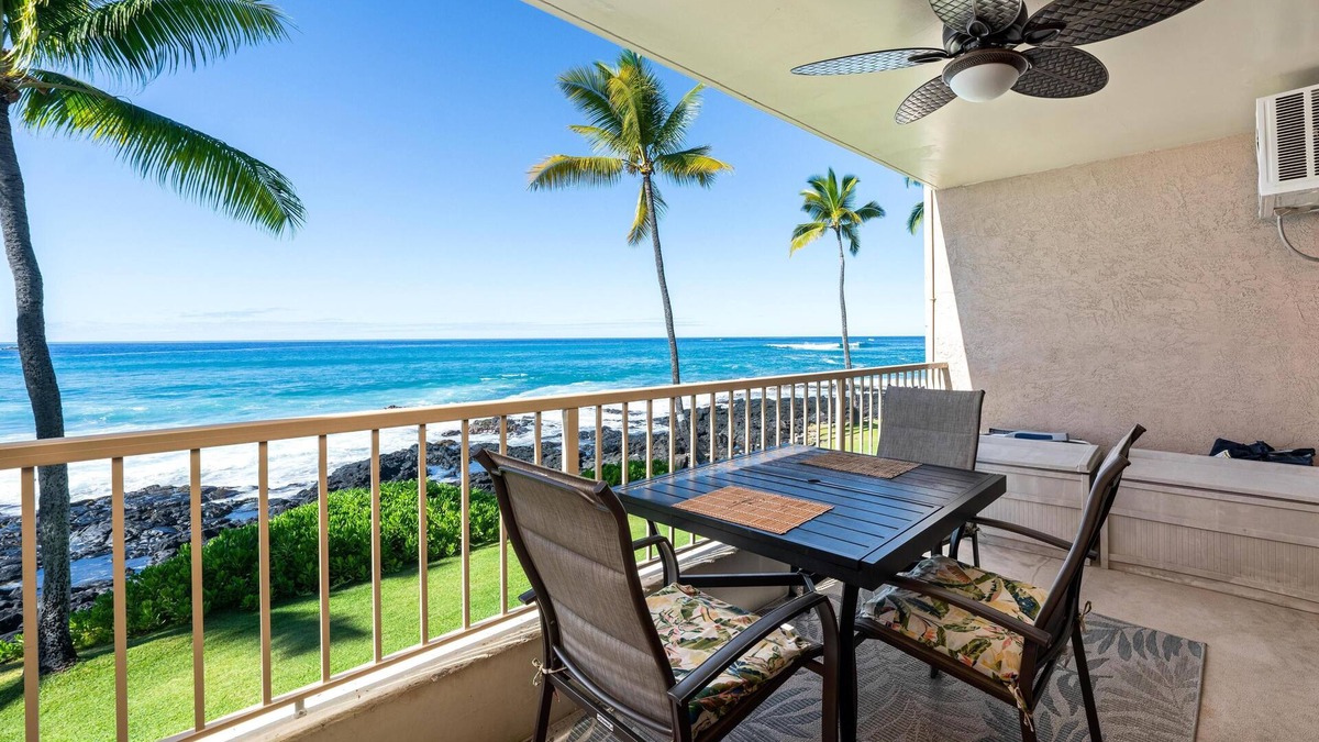 Kailua-Kona Condo | Outstanding Oceanfront 🌅 Deluxe Condo! ✨ Kona Reef D-14