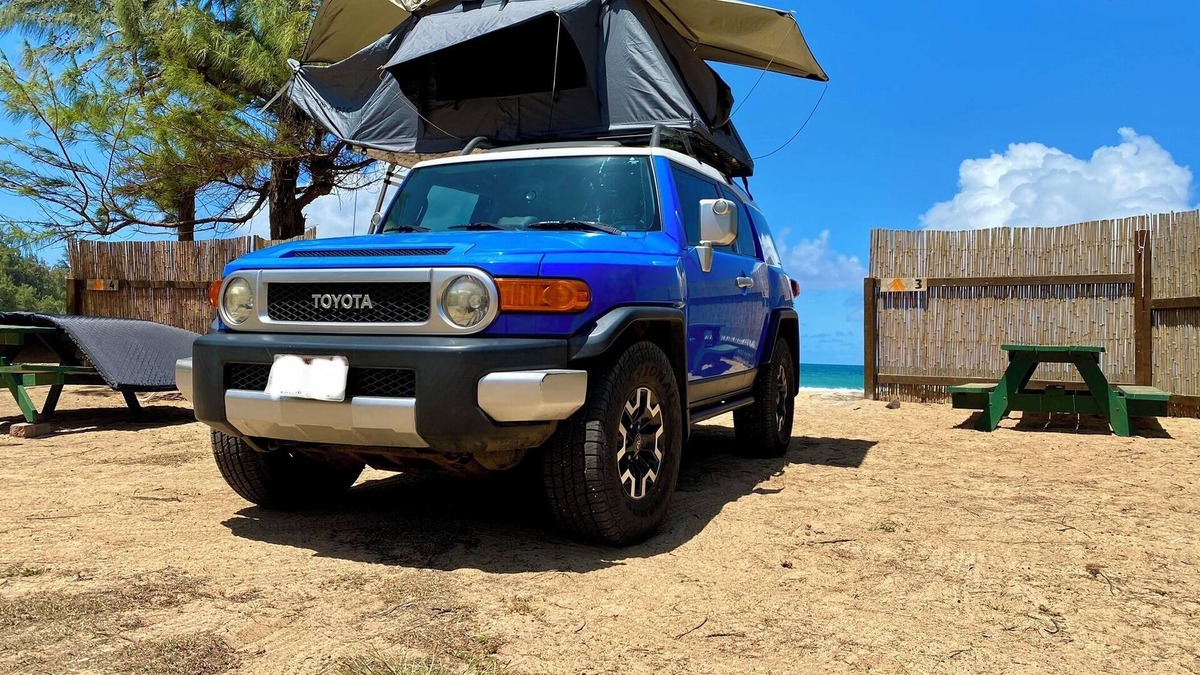 Anahola House | Overlander Smurfet FJ Cruiser
