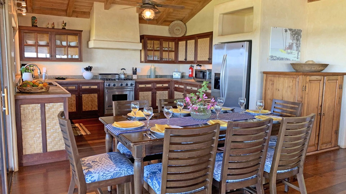 Kuau House | Paia beach house with huge ocean view and only one minute walk to Kuau beach