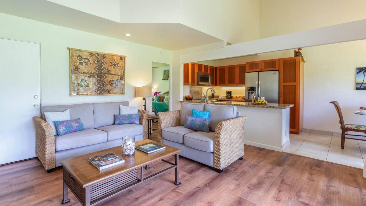 Princeville Condo | Pali Ke Kua #12, Upgraded Hawaiiana Condo with Portable A/C