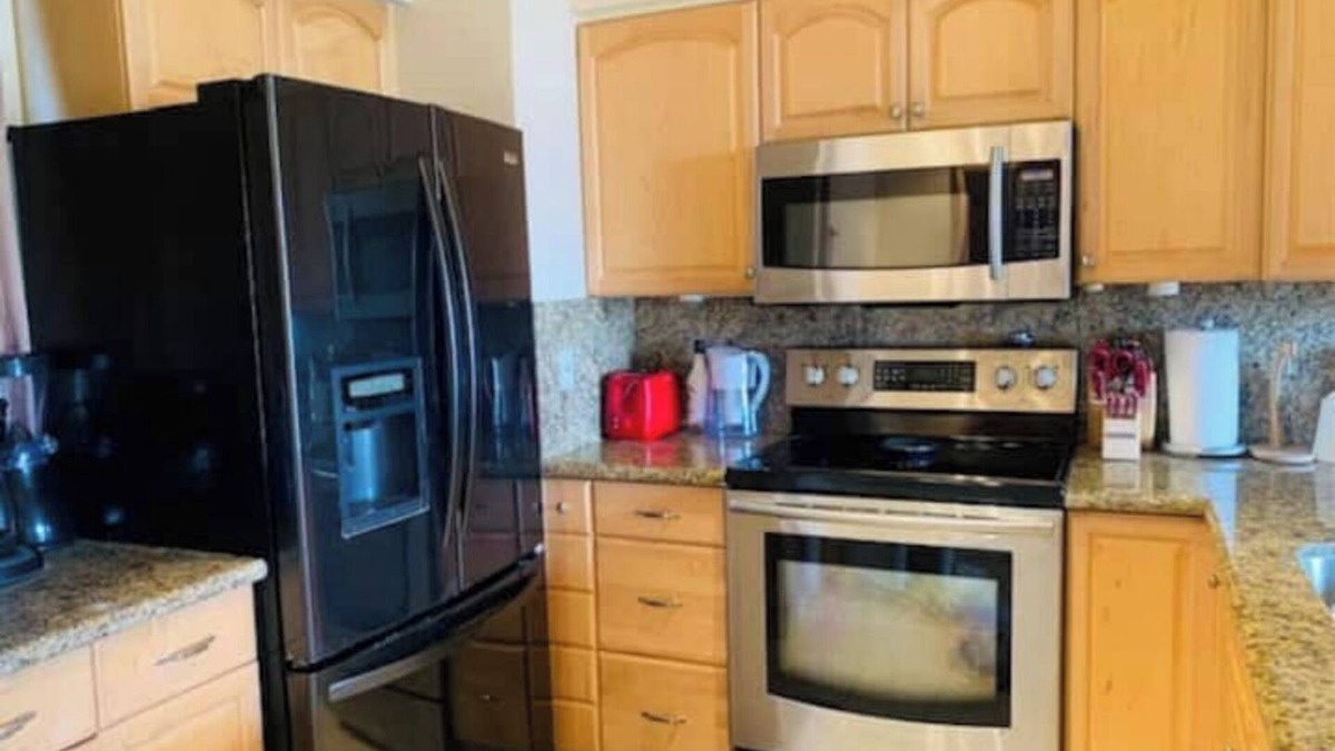 Makaha Apartment | Paradise Found in Makaha, HI! Fully equipped and furnished with all upgrades!