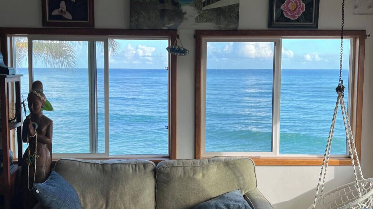 Waialee Apartment | PERFECT LOCATION BEACH FRONT INQUIRE special discounts reduced rates for october