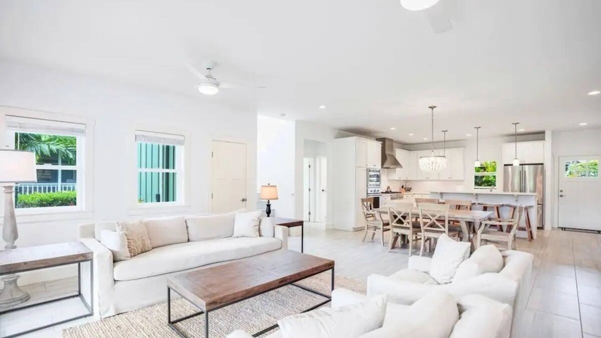 Princeville House | Perfect Princeville Getaway with Hot Tub & Views!