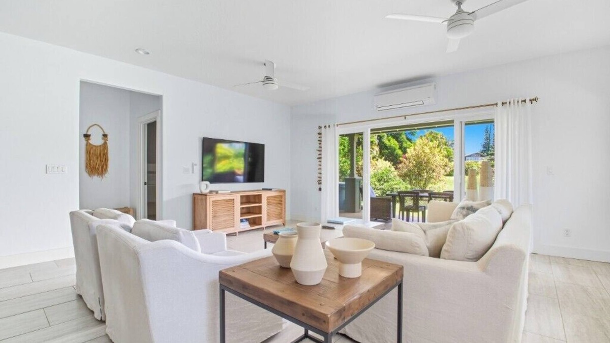 Princeville House | Perfect Princeville Getaway w/AC, Hot Tub & Views