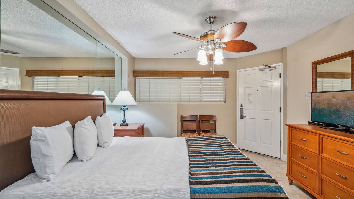 Kahana Hotel | Petite Retreat at Kahana Falls