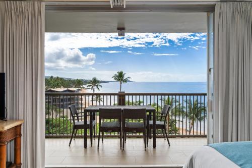 Kihei Apartment | Picture Perfect Oceanfront Condo at Mana Kai Resort