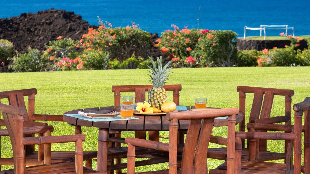 Kamuela Condo | ❤️PiH❤️ Ocean Dream ★ Panoramic Oceanfront ★ Walk to Private Beach Club ★ Bikes