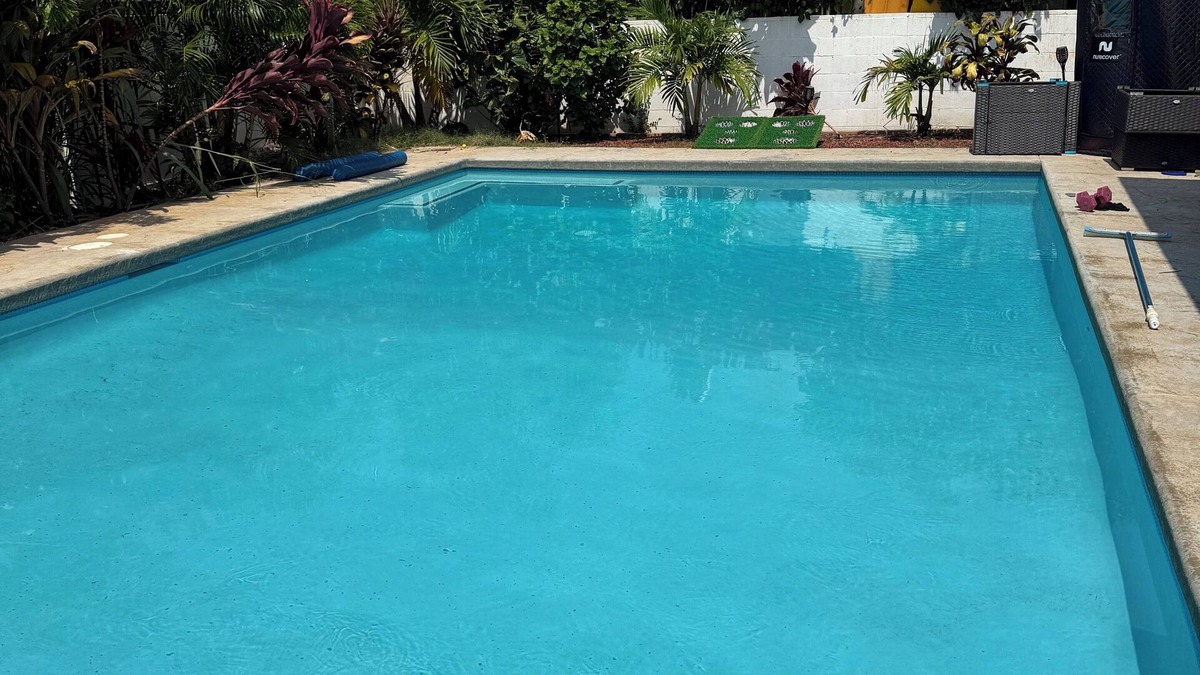 Waialua House | Pool! Three blocks to the beach.Family friendly A/C. 30 day rental - DM inquire