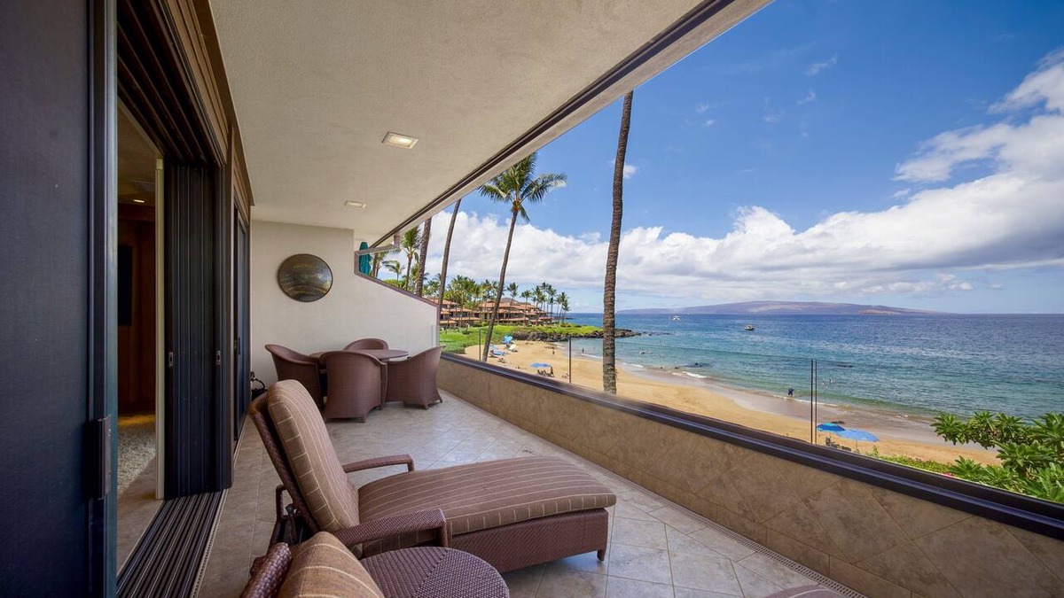 Wailea Condo | Prime Oceanfront Location – Beautiful Makena Surf #B-208 with Panoramic Views