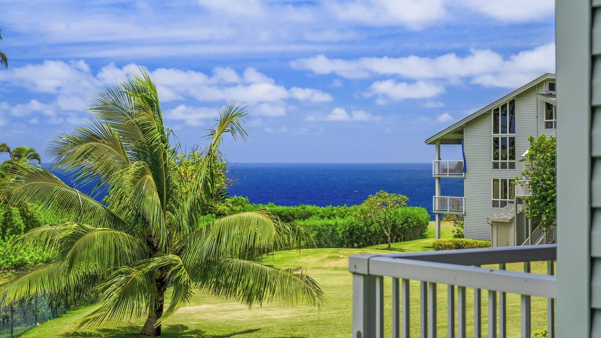 Princeville Condo | Princeville condo with ocean views, pool and hot tub access summer deals