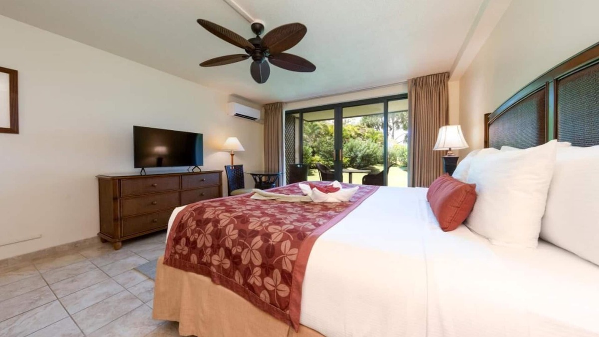 Princeville Resort | Princeville Kauai 2 Bedroom Sleeps 6