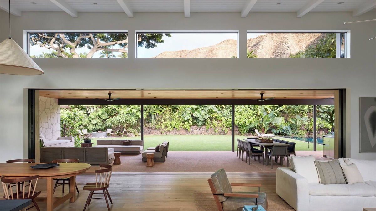 Diamond Head - Kapahulu - St. Louis House | Private Diamond Head Estate-walking distance from restaurants, shops and Waikiki
