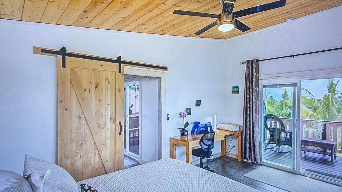 Kehena House | Private, quiet, ocean view home. 5 minutes from the beach!