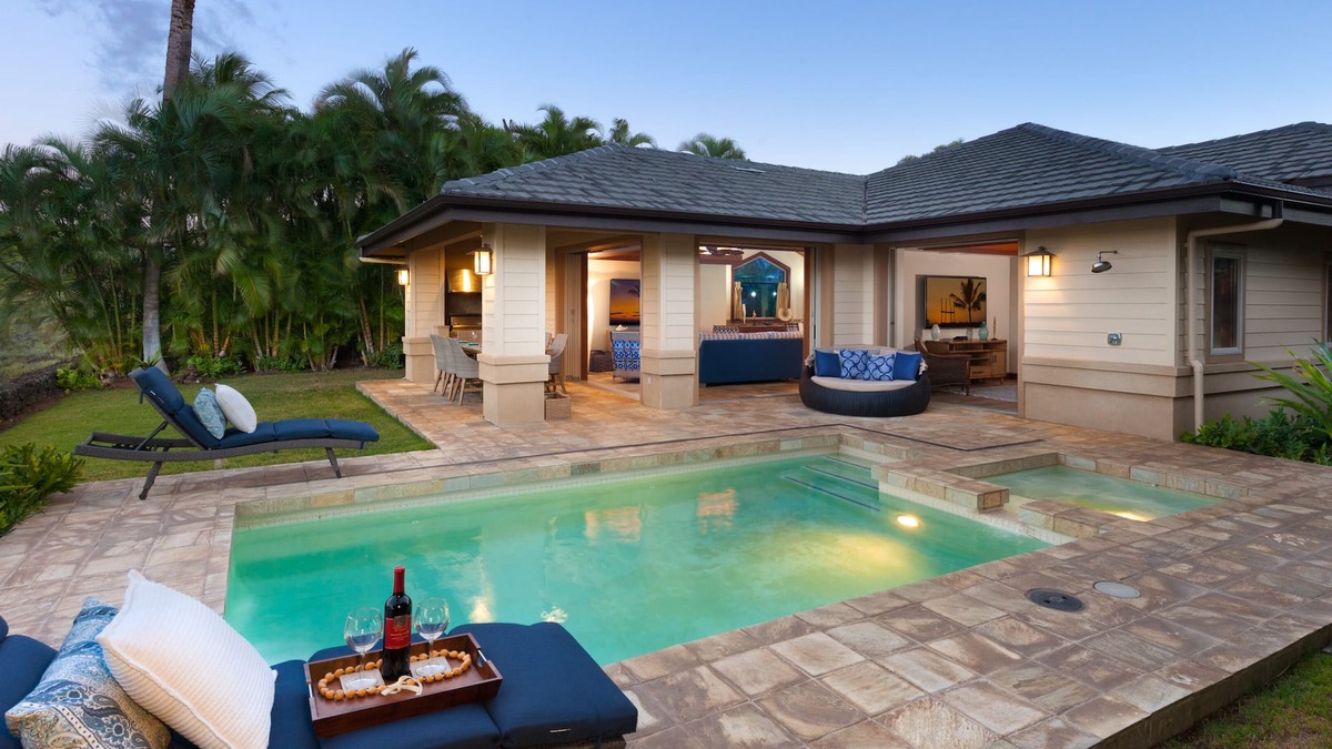 Kamuela House | Private Villa, Golf Course Front with a Private Pool and Spa!