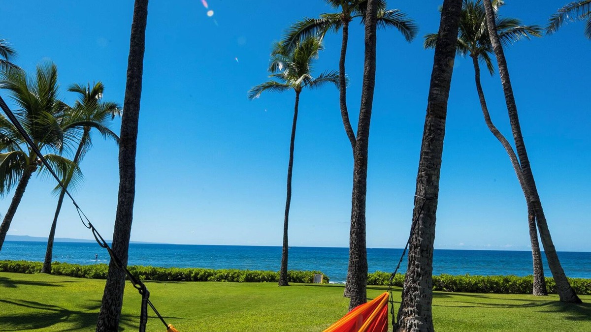 Downtown Lahaina Condo | Puamana 177-3 – Elegant Garden Retreat in South Puamana