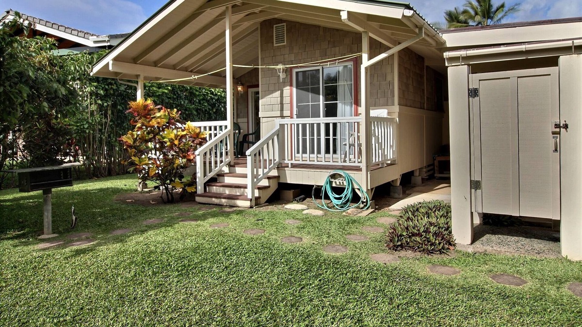 Hanalei Cottage | Quaint Cottage (TVNC#5100) in Heart of Hanalei, beach easy walk, $425/ni, 2 peop