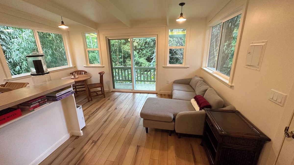 Hawi Apartment | Quiet eco-friendly studio nestled in Bamboo grove minutes from Hawi town