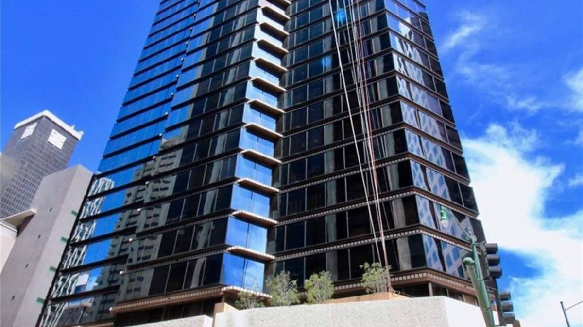 Downtown Honolulu Condo | Rare 3 Bedroom heart of Downtown!