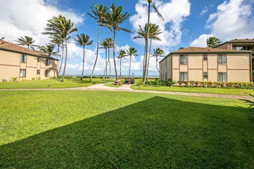 Kapaa House | Relaxing Ocean View Condo Pono Kai Resort E102