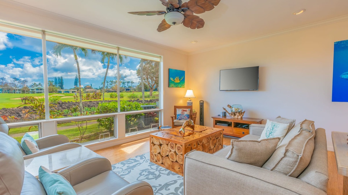 Princeville Condo | Relaxing Princeville Retreat Golf Course + Sunset Views A/C & Pool
