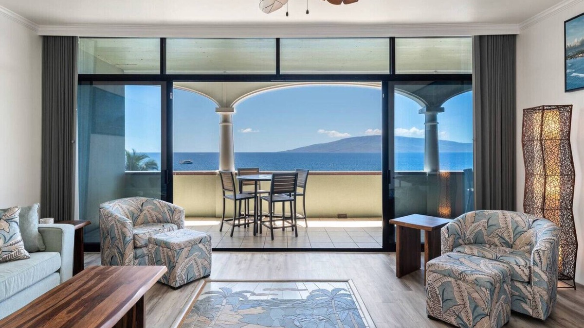 Historic Lahaina Front Street Condo | Remodeled Luxury Penthouse Panoramic Ocean Views