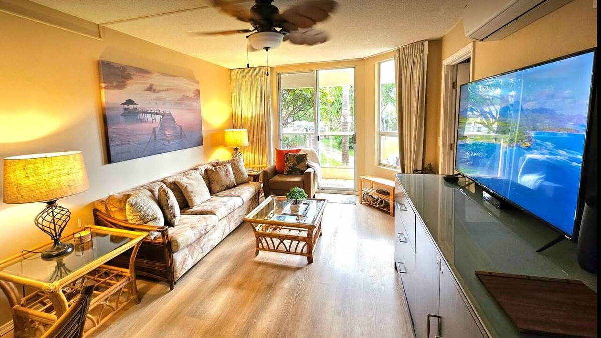 Kihei Condo | Resort Condo-Full Kitchen, King +Queen bed, AC, Laundry-Walk to Beach and Shops