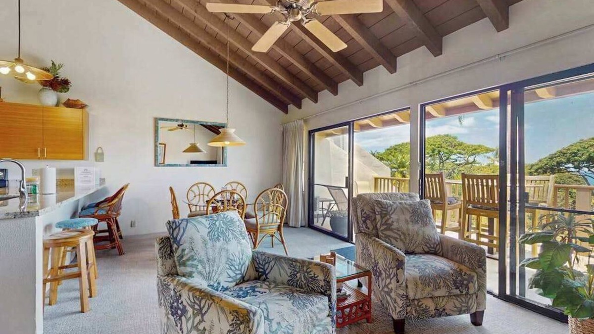 Kihei Apartment | Roomy Kihei Condo with Pools, Hot Tub & W/D Near Many Beaches