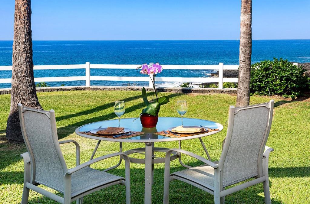 Kailua-Kona Villa | Royal Sea Cliff 109