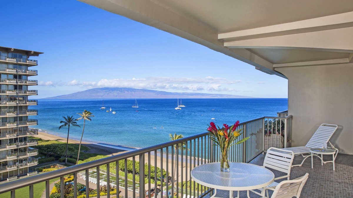 Kaanapali Condo | Sea, beach and courtyard views - prime location