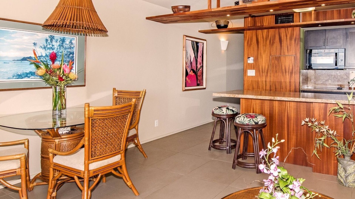 Kihei Condo | 🤙 Sept + Oct + Nov SPECIALS 🏝️ at the classic LIVE ALOHA SUITE