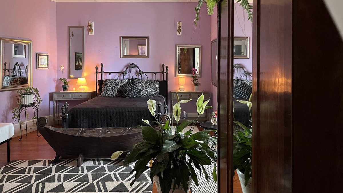 Hawi House | Serenity Suite @ Vibrant Vegan Guesthouse / alcohol-free & smoke-free