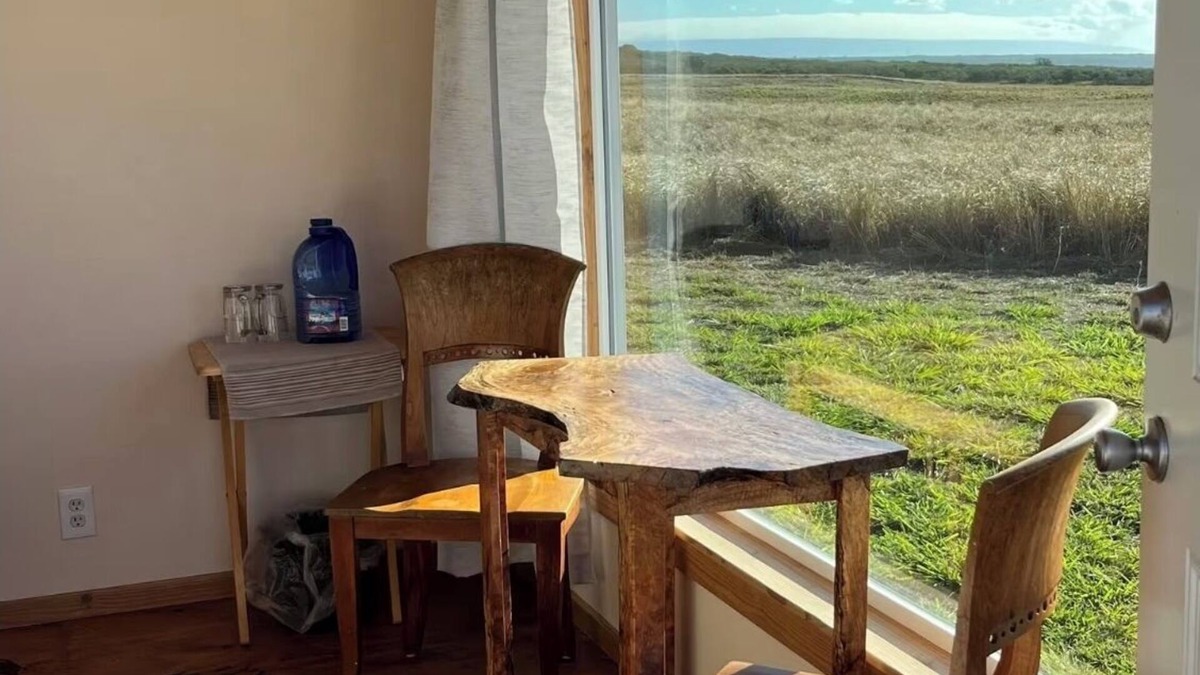 Naalehu Apartment | Simple yet enchanting abode