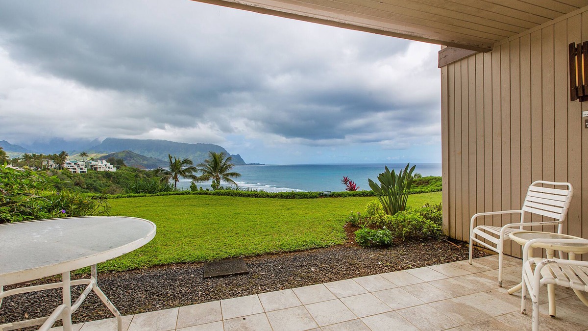 Princeville Condo | Special Rate at Pali Ke Kua 115 offers Magnificent Oceanfront Views