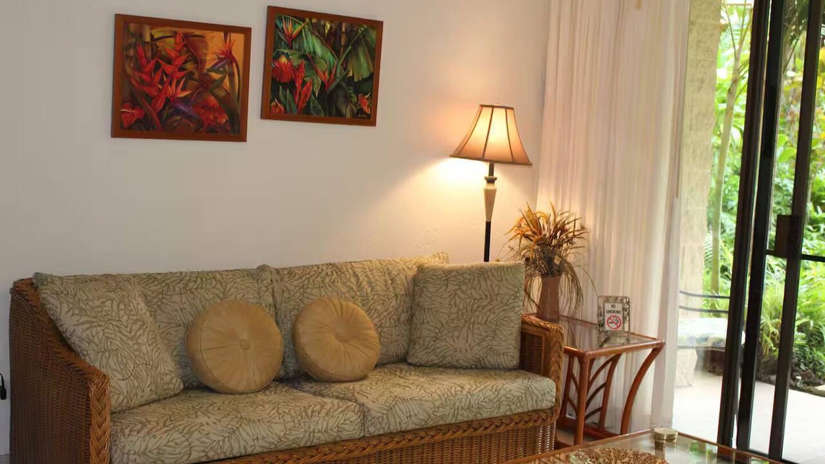 Honokowai Condo | Steps to the Beach