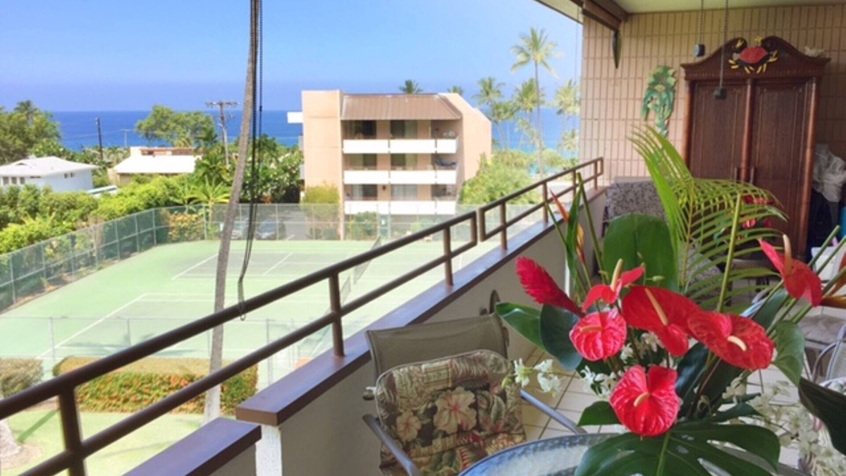 Kahaluu Bay Condo | Steps to White Sands Beach, Affordable Tranquility!