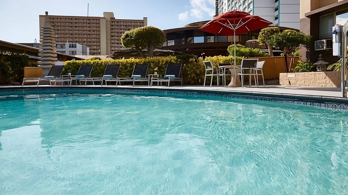 Ala Moana House | Studio King with Kitchenette Room at Pagoda Hotel