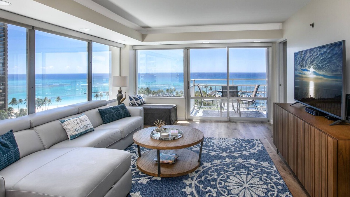 Waikiki Condo | Stunning Direct Ocean & Lagoon Views – Luxury 2BR/2BA, 2 Lanais at the Ilikai